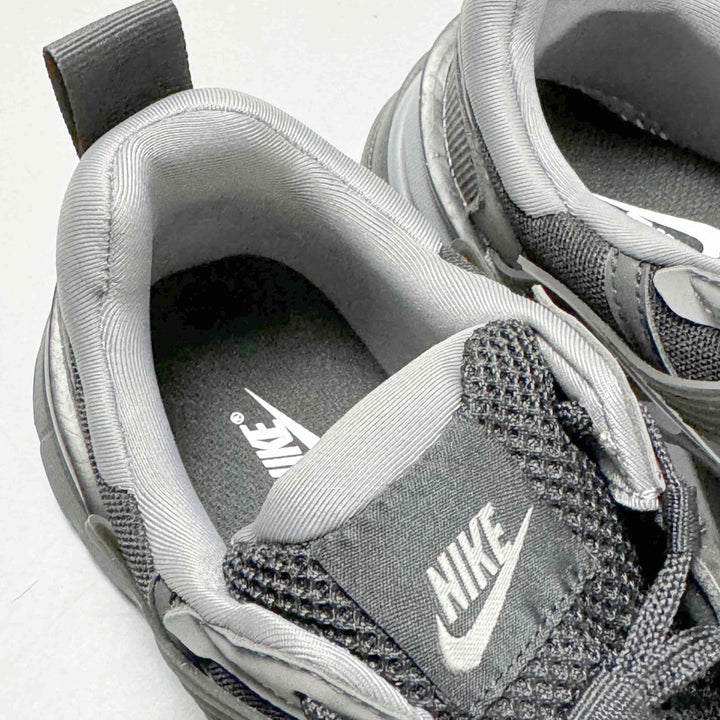 Nike V2K Run &