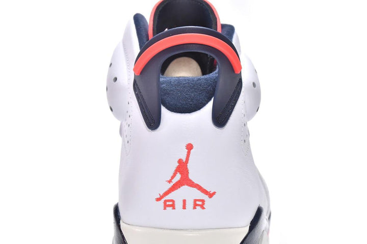 Air Jordan 6 Retro &