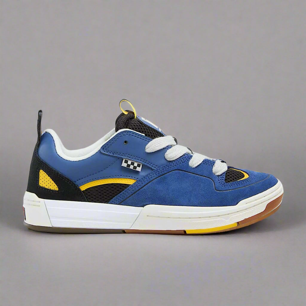 VANS sneakers and streetwear collection at STORE 7994