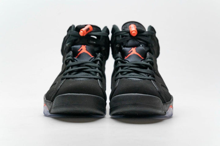 Air Jordan 6 Retro &