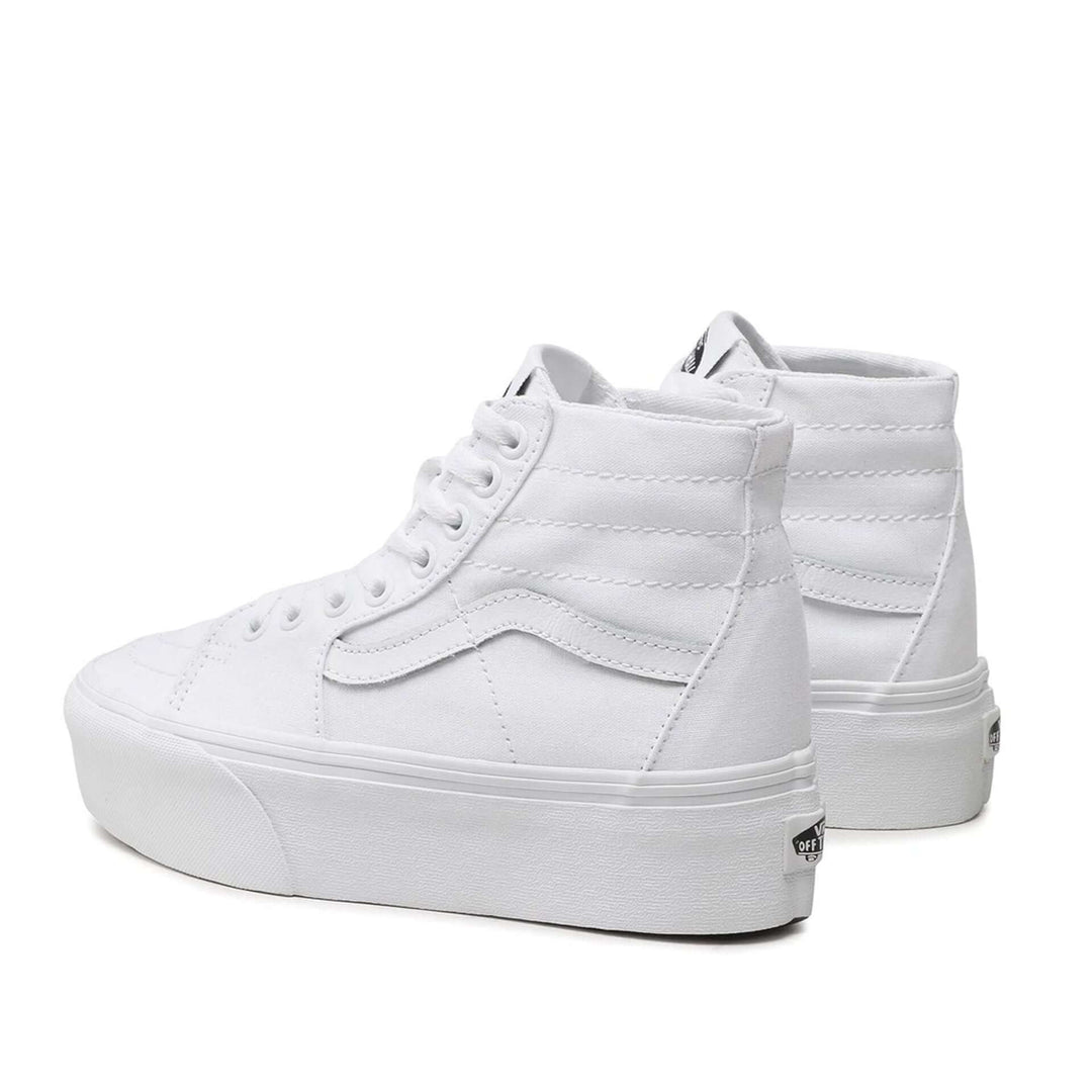 VANS sneakers and streetwear collection at STORE 7994