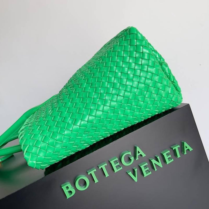 Bottega Veneta Medium Intreccio Leather Bag Tote