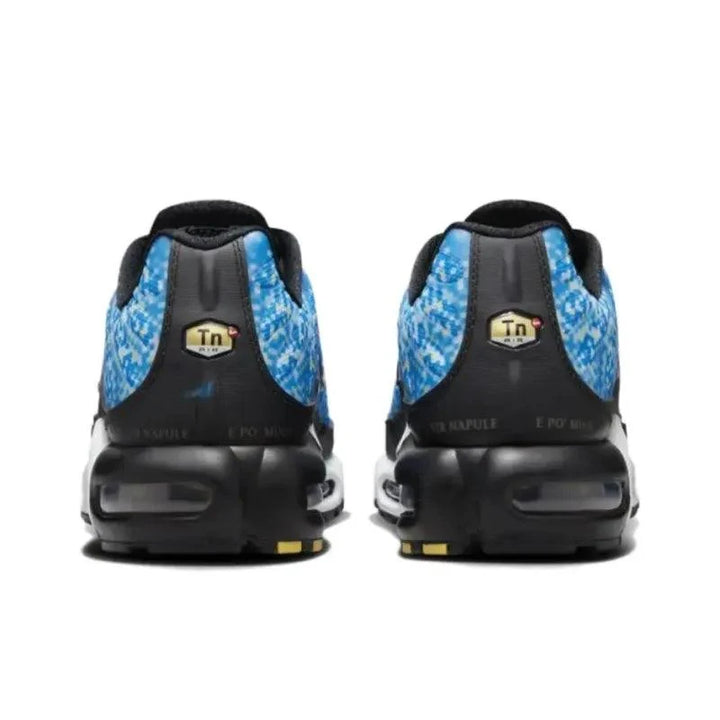 Nike Air Max Plus &