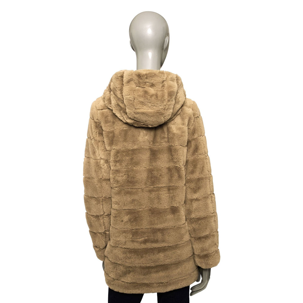 Comfortable Italian designed coats & jackets in mid, 3/4 and hooded designs