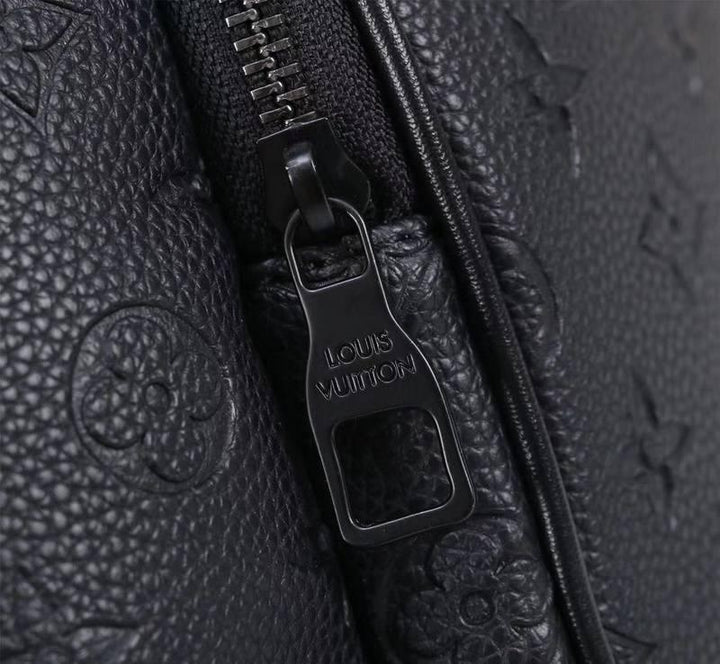 Louis Vuitton Leather Women&