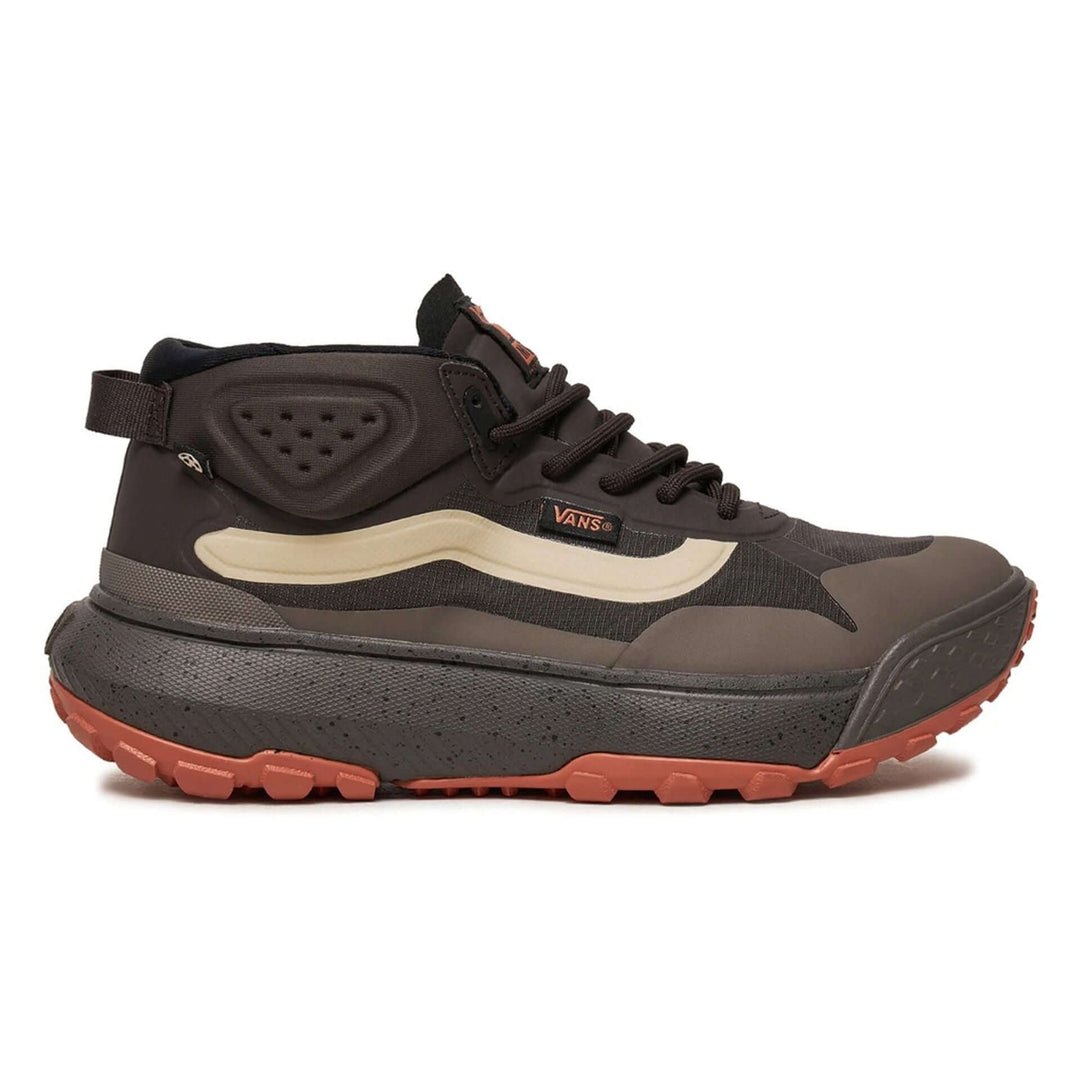 VANS sneakers and streetwear collection at STORE 7994