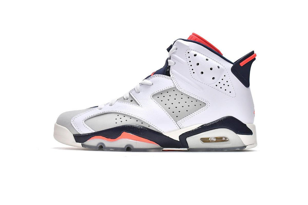 Air Jordan 6 Retro &