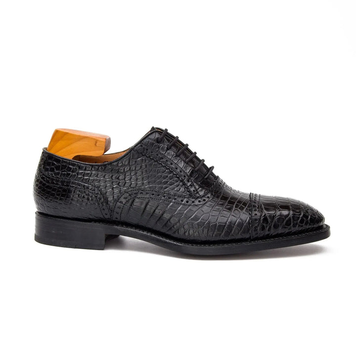 DV DIVINCH men’s shoes, handcrafted leather shoes, calfskin footwear, men’s designer shoes, leather dress shoes, brogue shoes, Derby shoes, Oxford shoes, monk strap shoes, Chelsea boots, lug sole footwear