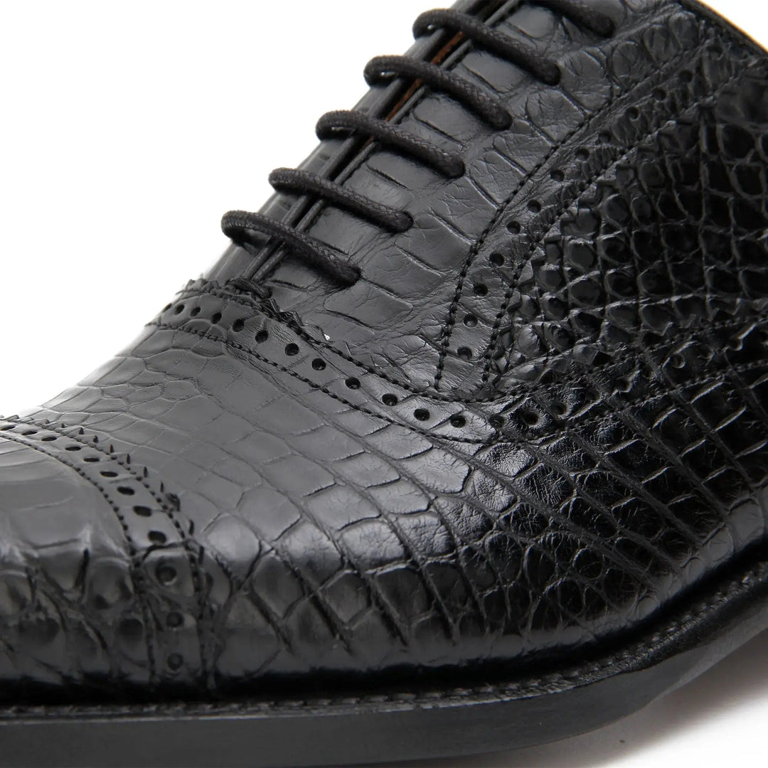 DV DIVINCH men’s shoes, handcrafted leather shoes, calfskin footwear, men’s designer shoes, leather dress shoes, brogue shoes, Derby shoes, Oxford shoes, monk strap shoes, Chelsea boots, lug sole footwear