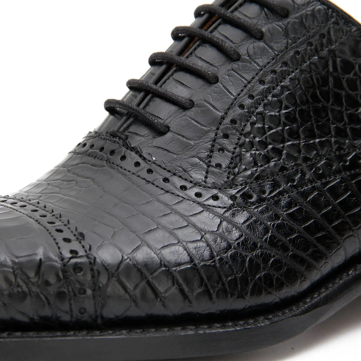 DV DIVINCH men’s shoes, handcrafted leather shoes, calfskin footwear, men’s designer shoes, leather dress shoes, brogue shoes, Derby shoes, Oxford shoes, monk strap shoes, Chelsea boots, lug sole footwear