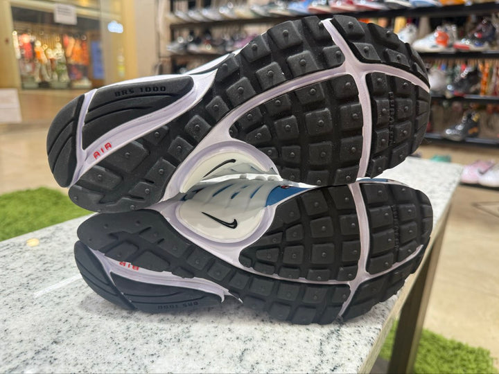 PRE OWNED Nike Air Presto Hello Kitty (2022) No Box