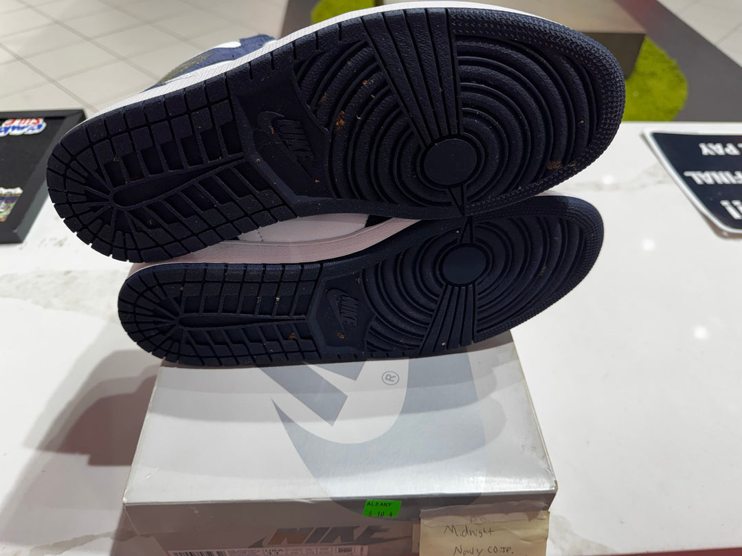 PRE OWNED  Air Jordan Retro 1 High "Midnight Navy" (2020)