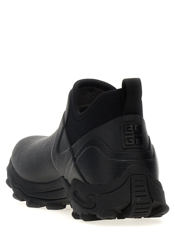 Givenchy Men 'Bogs' Low Ankle Boots