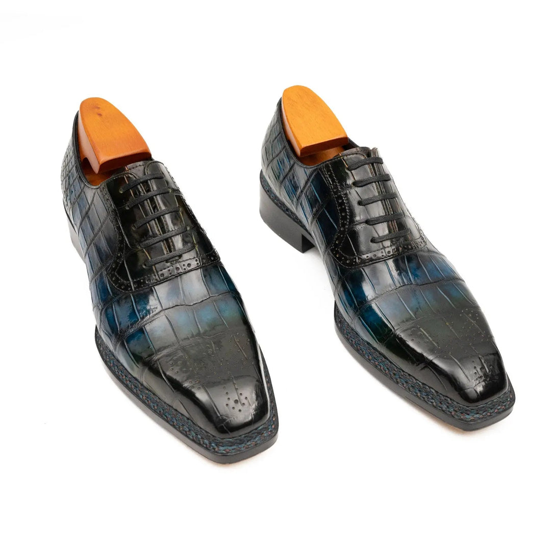 DV DIVINCH men’s shoes, handcrafted leather shoes, calfskin footwear, men’s designer shoes, leather dress shoes, brogue shoes, Derby shoes, Oxford shoes, monk strap shoes, Chelsea boots, lug sole footwear