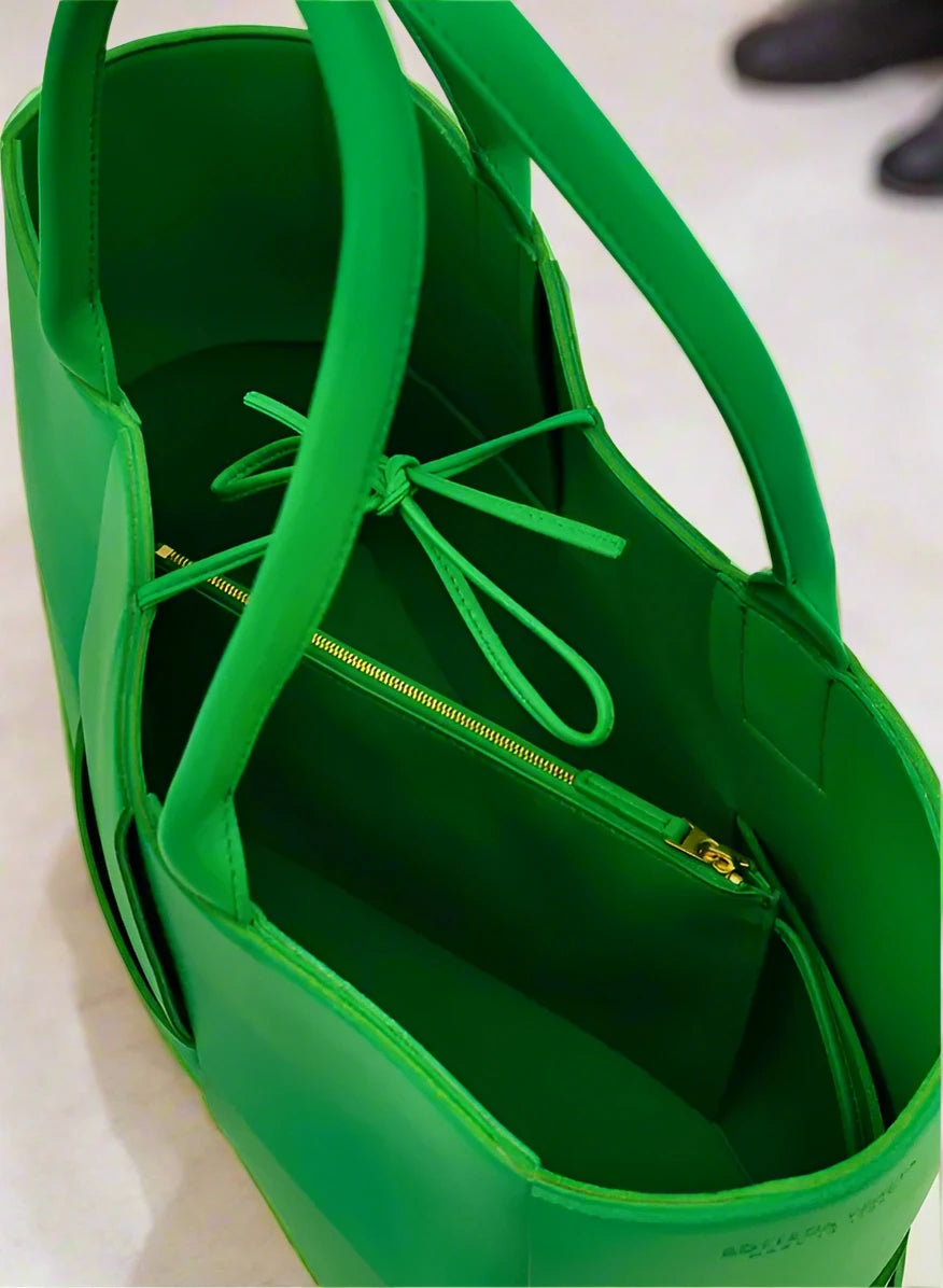 BOTTEGA VENETA GREEN LEATHER HANDBAG