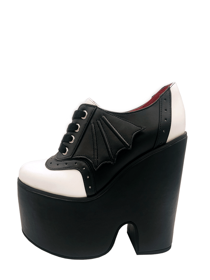 Batty Oxford shoes