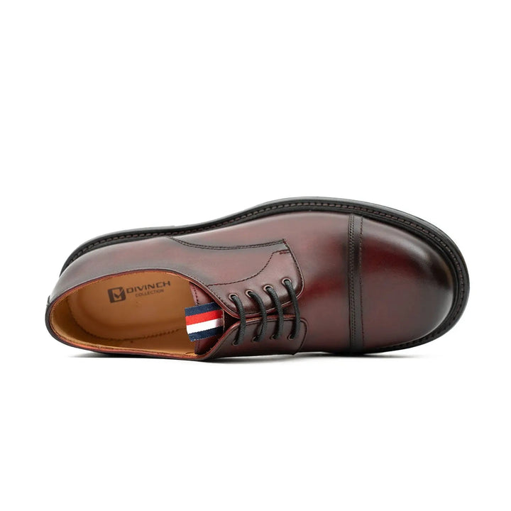 DV DIVINCH men’s shoes, handcrafted leather shoes, calfskin footwear, men’s designer shoes, leather dress shoes, brogue shoes, Derby shoes, Oxford shoes, monk strap shoes, Chelsea boots, lug sole footwear