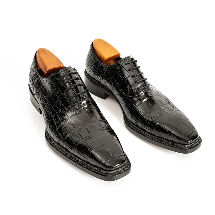 DV DIVINCH men’s shoes, handcrafted leather shoes, calfskin footwear, men’s designer shoes, leather dress shoes, brogue shoes, Derby shoes, Oxford shoes, monk strap shoes, Chelsea boots, lug sole footwear