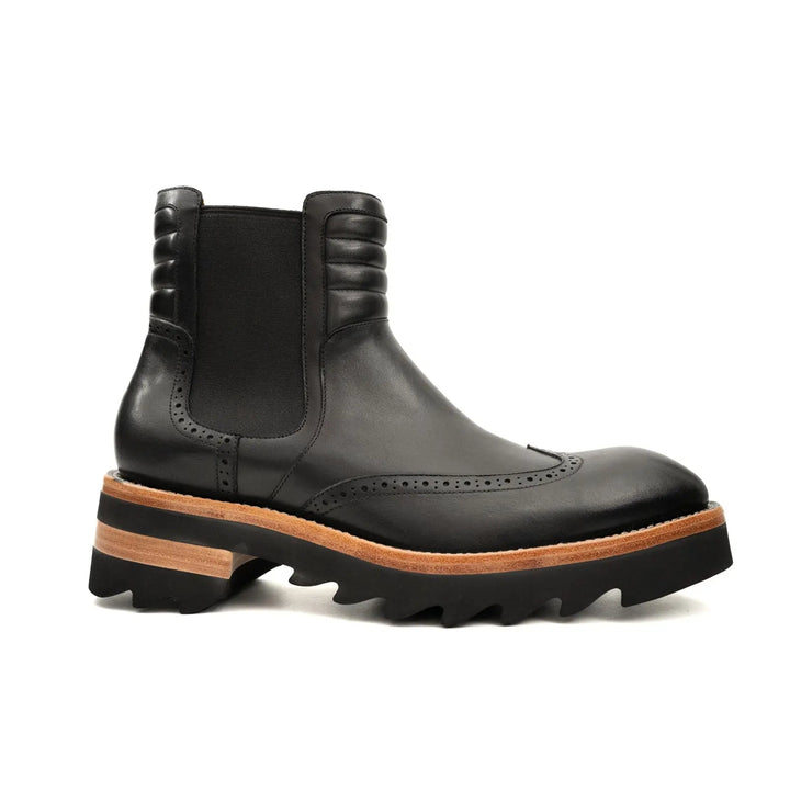 DV DIVINCH men’s shoes, handcrafted leather shoes, calfskin footwear, men’s designer shoes, leather dress shoes, brogue shoes, Derby shoes, Oxford shoes, monk strap shoes, Chelsea boots, lug sole footwear