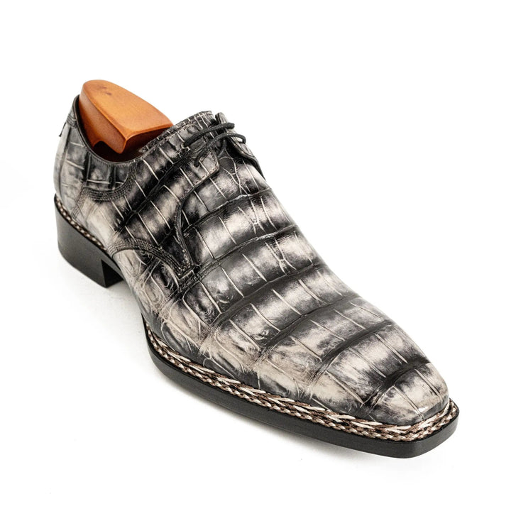 DV DIVINCH men’s shoes, handcrafted leather shoes, calfskin footwear, men’s designer shoes, leather dress shoes, brogue shoes, Derby shoes, Oxford shoes, monk strap shoes, Chelsea boots, lug sole footwear
