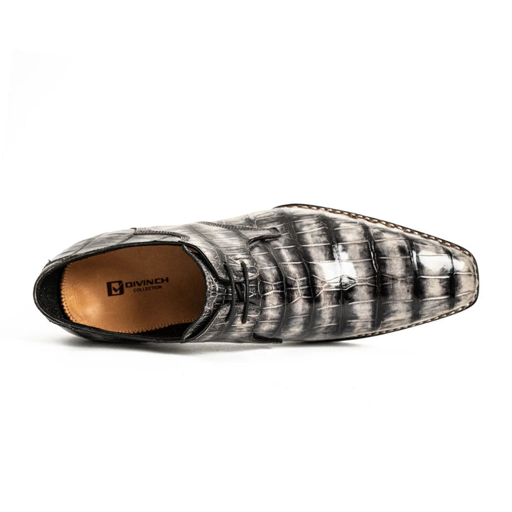 DV DIVINCH men’s shoes, handcrafted leather shoes, calfskin footwear, men’s designer shoes, leather dress shoes, brogue shoes, Derby shoes, Oxford shoes, monk strap shoes, Chelsea boots, lug sole footwear