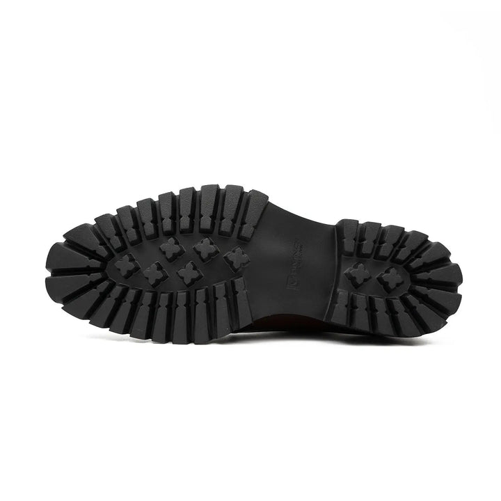 DV DIVINCH men’s shoes, handcrafted leather shoes, calfskin footwear, men’s designer shoes, leather dress shoes, brogue shoes, Derby shoes, Oxford shoes, monk strap shoes, Chelsea boots, lug sole footwear