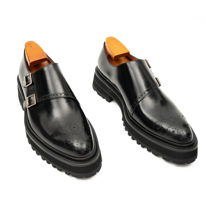 DV DIVINCH men’s shoes, handcrafted leather shoes, calfskin footwear, men’s designer shoes, leather dress shoes, brogue shoes, Derby shoes, Oxford shoes, monk strap shoes, Chelsea boots, lug sole footwear
