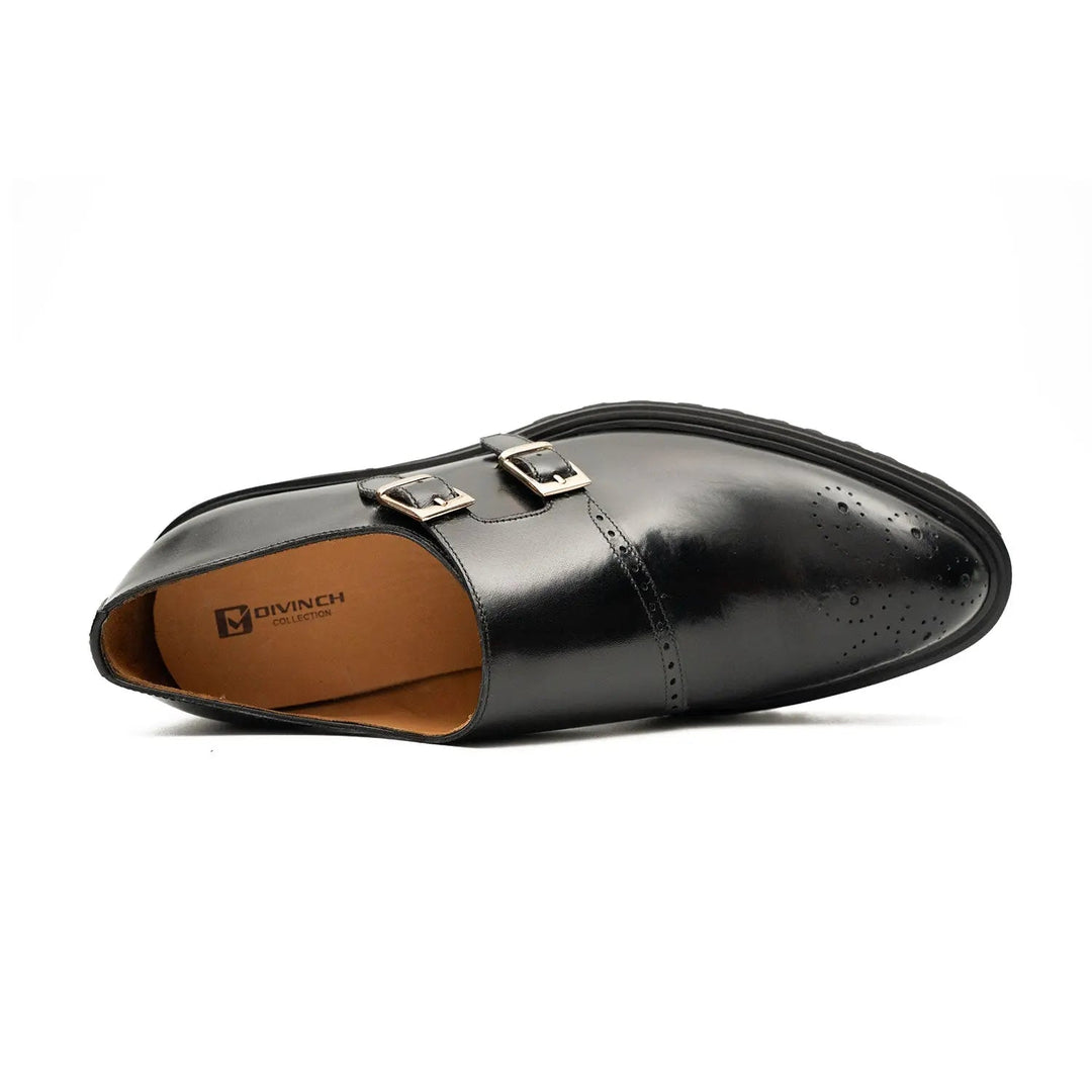 DV DIVINCH men’s shoes, handcrafted leather shoes, calfskin footwear, men’s designer shoes, leather dress shoes, brogue shoes, Derby shoes, Oxford shoes, monk strap shoes, Chelsea boots, lug sole footwear