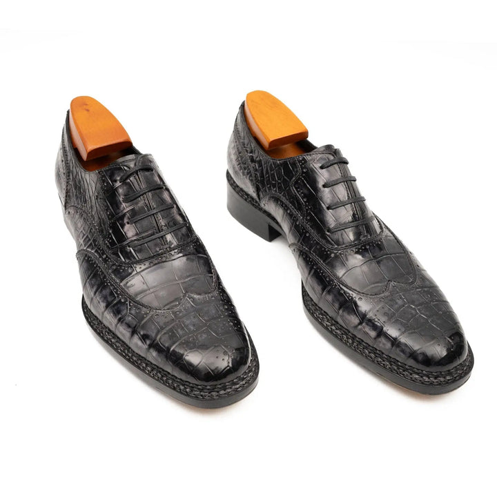 DV DIVINCH men’s shoes, handcrafted leather shoes, calfskin footwear, men’s designer shoes, leather dress shoes, brogue shoes, Derby shoes, Oxford shoes, monk strap shoes, Chelsea boots, lug sole footwear