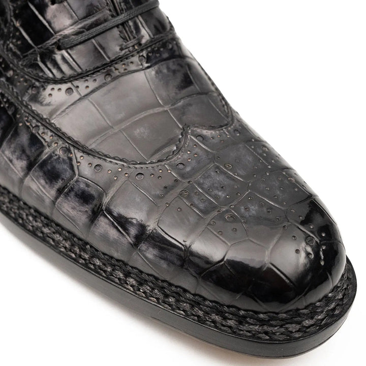 DV DIVINCH men’s shoes, handcrafted leather shoes, calfskin footwear, men’s designer shoes, leather dress shoes, brogue shoes, Derby shoes, Oxford shoes, monk strap shoes, Chelsea boots, lug sole footwear