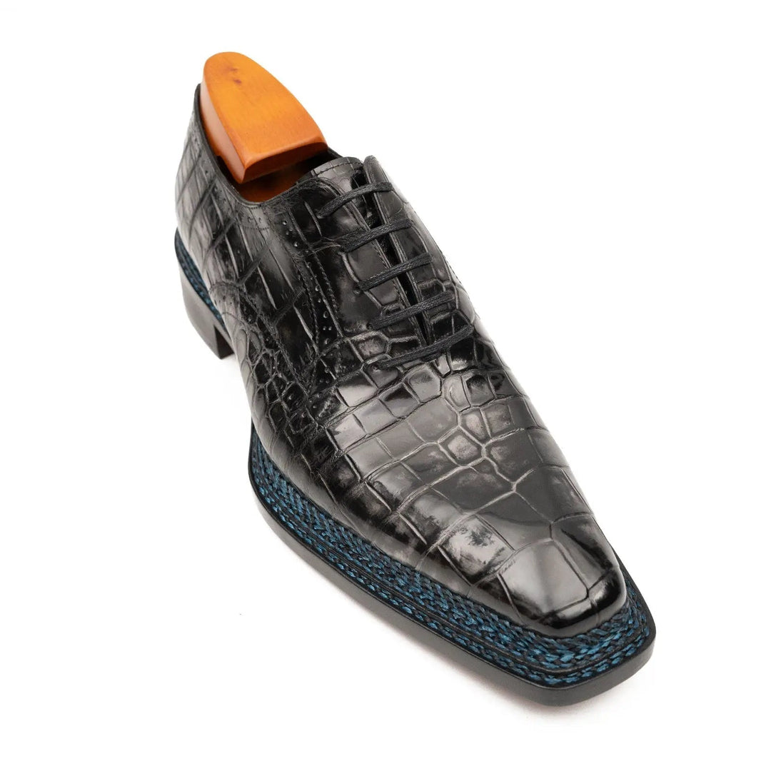 DV DIVINCH men’s shoes, handcrafted leather shoes, calfskin footwear, men’s designer shoes, leather dress shoes, brogue shoes, Derby shoes, Oxford shoes, monk strap shoes, Chelsea boots, lug sole footwear