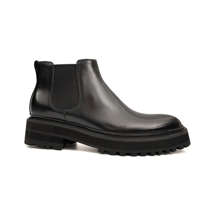 DV DIVINCH men’s shoes, handcrafted leather shoes, calfskin footwear, men’s designer shoes, leather dress shoes, brogue shoes, Derby shoes, Oxford shoes, monk strap shoes, Chelsea boots, lug sole footwear
