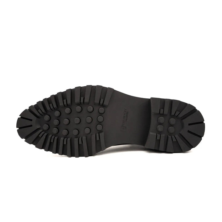 DV DIVINCH men’s shoes, handcrafted leather shoes, calfskin footwear, men’s designer shoes, leather dress shoes, brogue shoes, Derby shoes, Oxford shoes, monk strap shoes, Chelsea boots, lug sole footwear