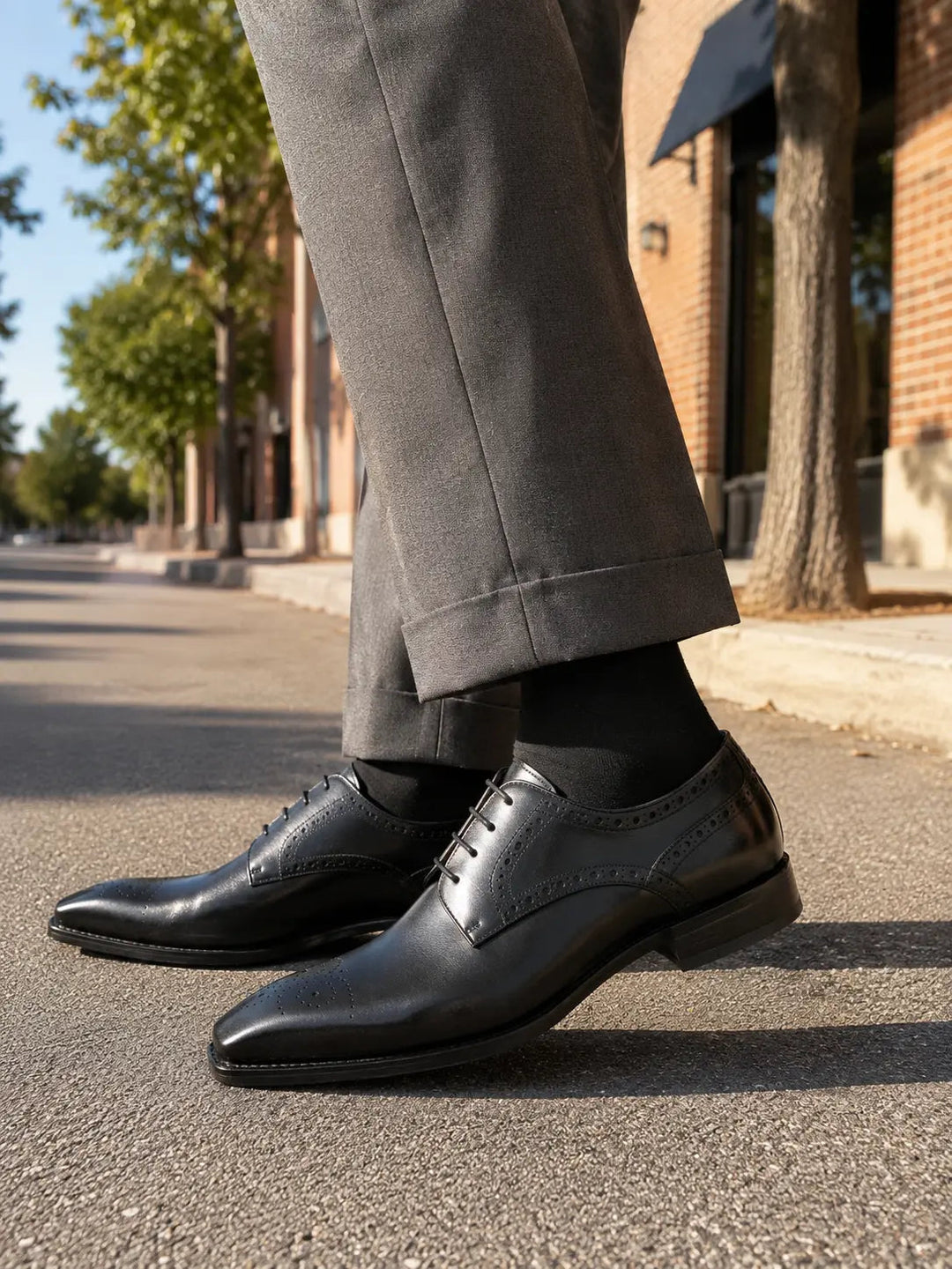 Black Square-Toe Cow Leather Oxford Shoes