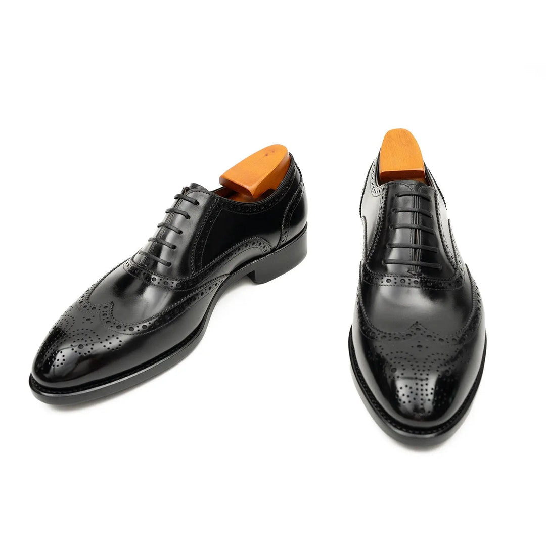 DV DIVINCH men’s shoes, handcrafted leather shoes, calfskin footwear, men’s designer shoes, leather dress shoes, brogue shoes, Derby shoes, Oxford shoes, monk strap shoes, Chelsea boots, lug sole footwear