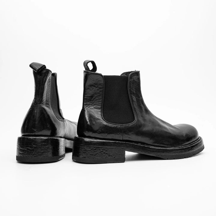 Black Plain-Toe Cow Leather Chelsea Boots