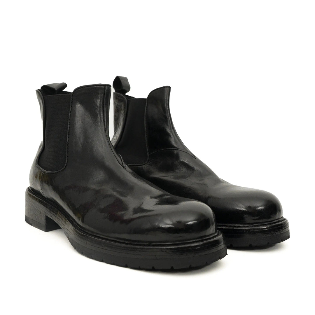 Black Plain-Toe Cow Leather Chelsea Boots