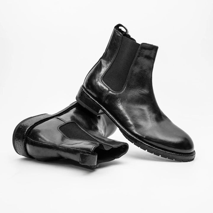 Black Plain-Toe Cow Leather Chelsea Boots