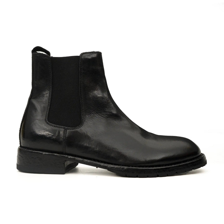 Black Plain-Toe Cow Leather Chelsea Boots