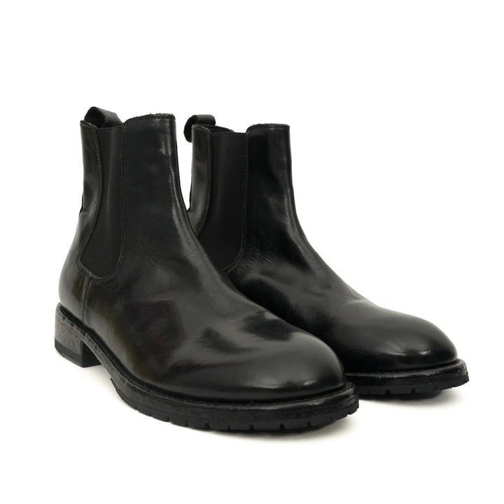 Black Plain-Toe Cow Leather Chelsea Boots