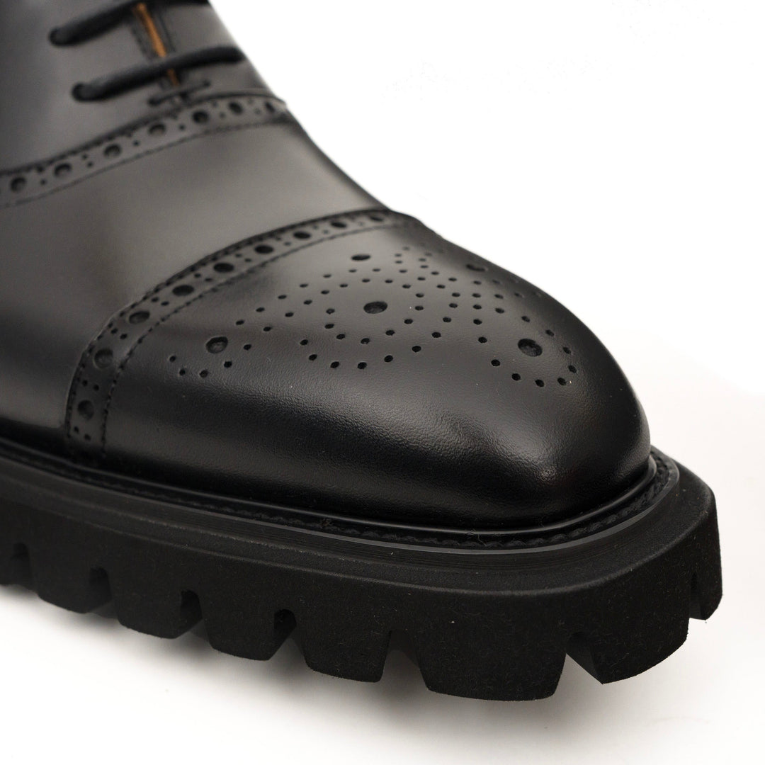 Black Wingtip Calf Leather Oxford Shoes