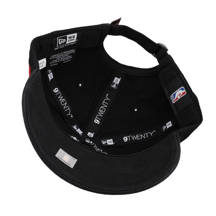 Chicago Bulls New Era 9Twenty Adjustable Hat (Black)