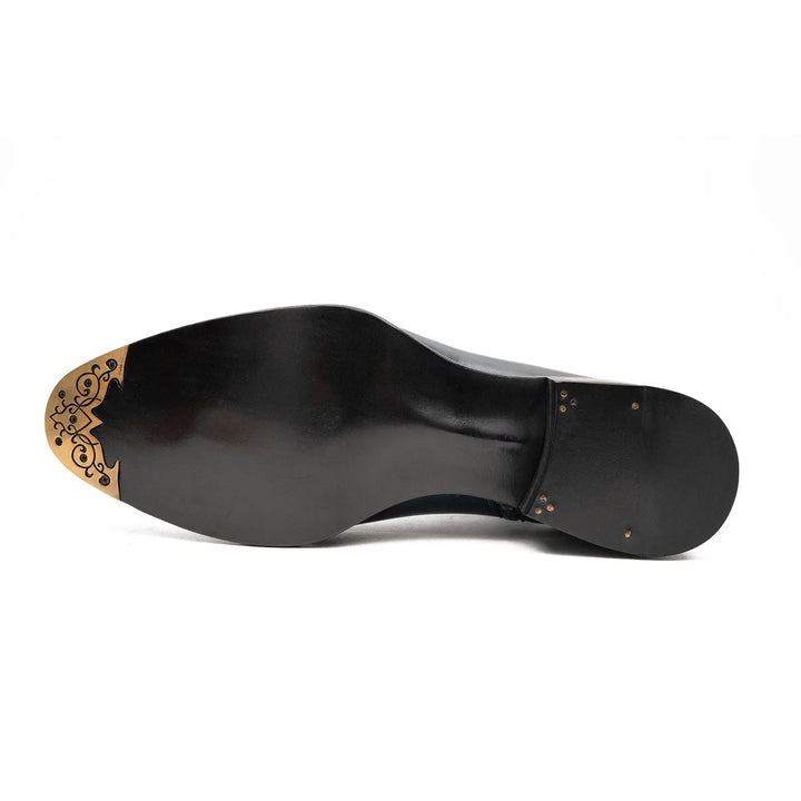 DV DIVINCH men’s shoes, handcrafted leather shoes, calfskin footwear, men’s designer shoes, leather dress shoes, brogue shoes, Derby shoes, Oxford shoes, monk strap shoes, Chelsea boots, lug sole footwear