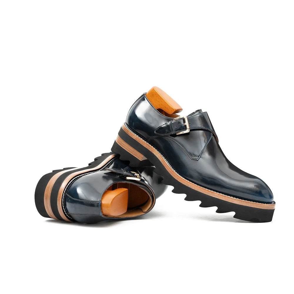 DV DIVINCH men’s shoes, handcrafted leather shoes, calfskin footwear, men’s designer shoes, leather dress shoes, brogue shoes, Derby shoes, Oxford shoes, monk strap shoes, Chelsea boots, lug sole footwear