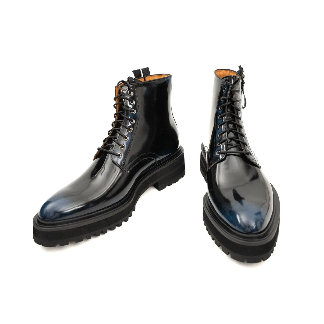 DV DIVINCH men’s shoes, handcrafted leather shoes, calfskin footwear, men’s designer shoes, leather dress shoes, brogue shoes, Derby shoes, Oxford shoes, monk strap shoes, Chelsea boots, lug sole footwear