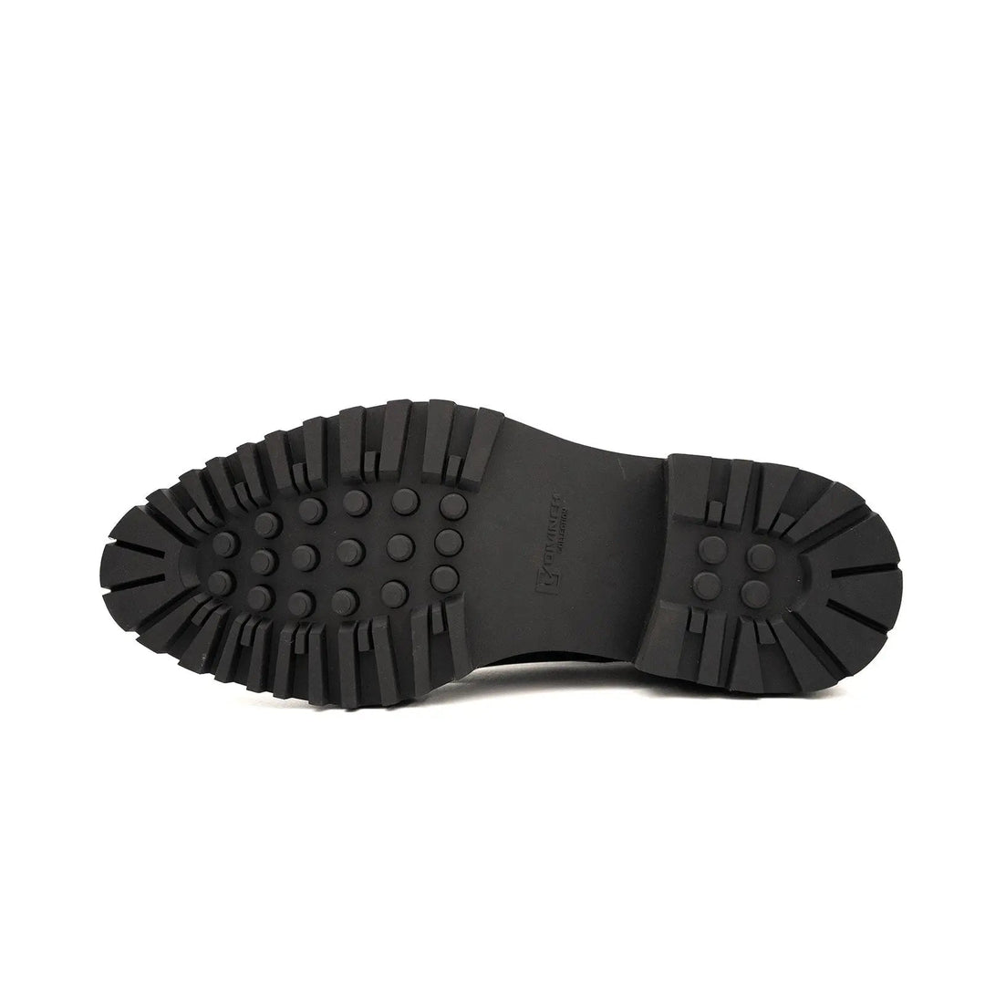 DV DIVINCH men’s shoes, handcrafted leather shoes, calfskin footwear, men’s designer shoes, leather dress shoes, brogue shoes, Derby shoes, Oxford shoes, monk strap shoes, Chelsea boots, lug sole footwear