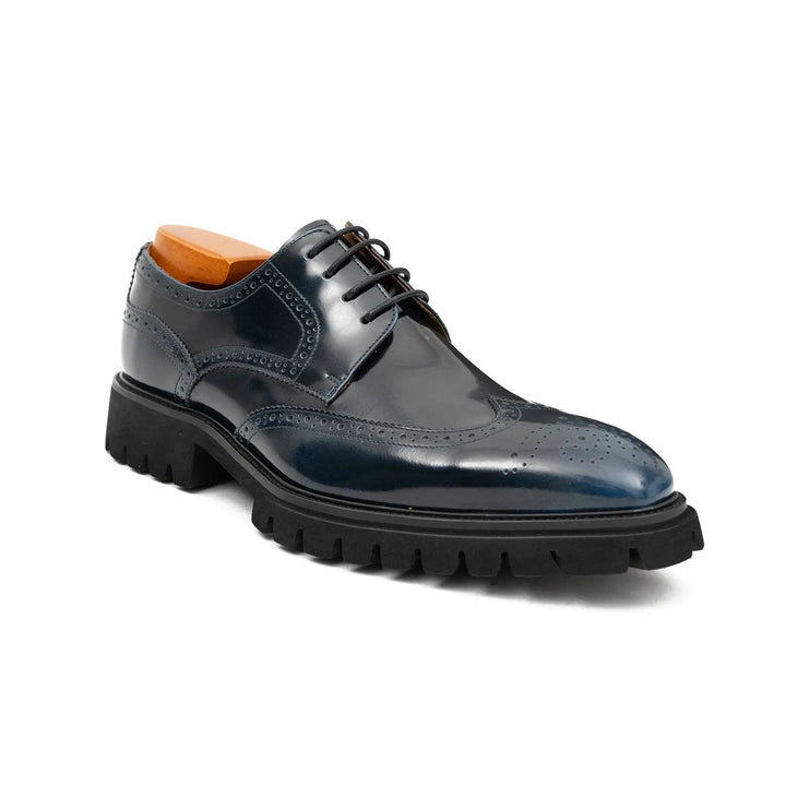 DV DIVINCH men’s shoes, handcrafted leather shoes, calfskin footwear, men’s designer shoes, leather dress shoes, brogue shoes, Derby shoes, Oxford shoes, monk strap shoes, Chelsea boots, lug sole footwear