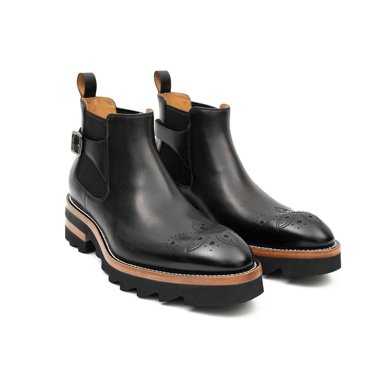 DV DIVINCH men’s shoes, handcrafted leather shoes, calfskin footwear, men’s designer shoes, leather dress shoes, brogue shoes, Derby shoes, Oxford shoes, monk strap shoes, Chelsea boots, lug sole footwear
