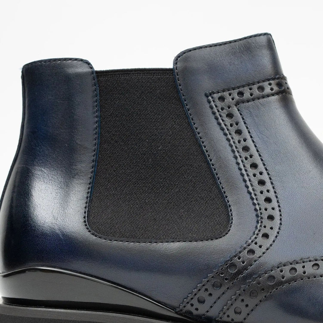 DV DIVINCH men’s shoes, handcrafted leather shoes, calfskin footwear, men’s designer shoes, leather dress shoes, brogue shoes, Derby shoes, Oxford shoes, monk strap shoes, Chelsea boots, lug sole footwear