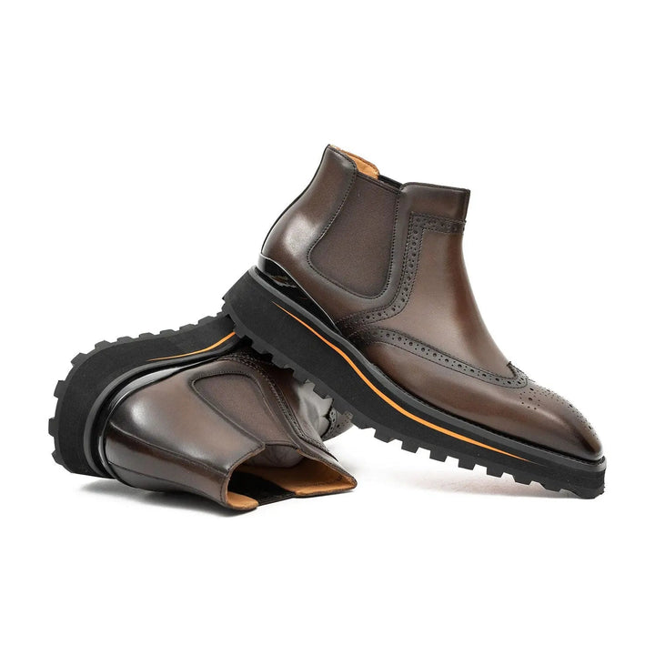 DV DIVINCH men’s shoes, handcrafted leather shoes, calfskin footwear, men’s designer shoes, leather dress shoes, brogue shoes, Derby shoes, Oxford shoes, monk strap shoes, Chelsea boots, lug sole footwear